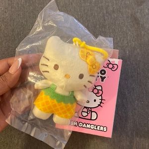 Hello Kitty Dangler